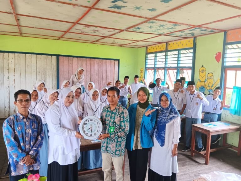 Tim Sosialisasi Penerimaan Mahasiswa Baru IAIMA Jambi Sambangi Sekolah Menengah di Tanjung Jabung Timur