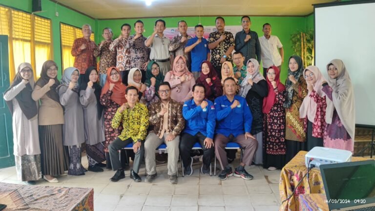 Kaharuddin, M.Pd Memimpin Inisiatif Pendidikan Berkualitas melalui Kolaborasi Komunitas Belajar