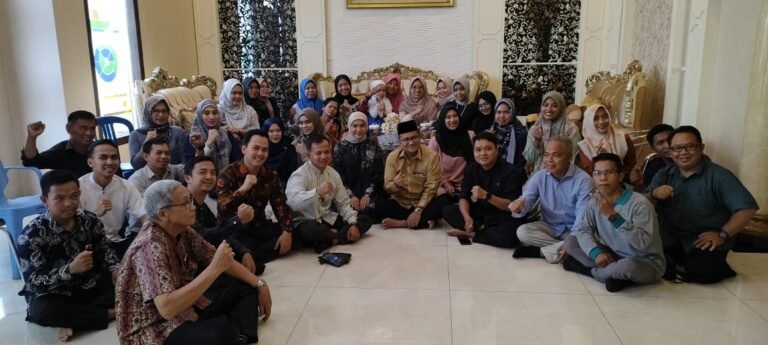 Pendiri Kampus IAIMA Jambi Mempererat Persatuan dalam Halal Bi Halal yang Penuh Inspirasi